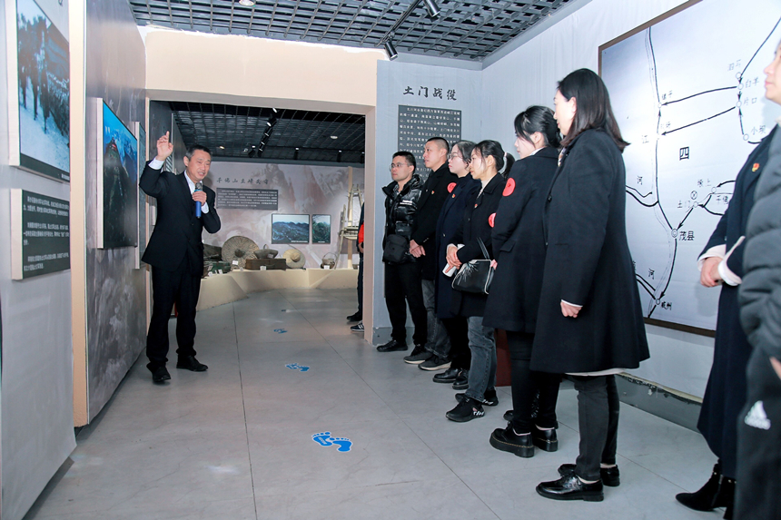 參觀千佛山狙擊戰紀念館02 參觀千佛山狙擊戰紀念館02